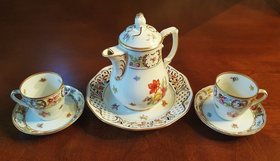 tea-set-1393416_960_720.jpg
