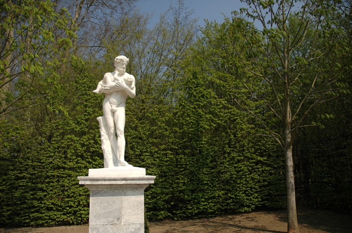 Yet another Versailles statue