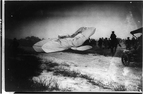 First Plane Crash