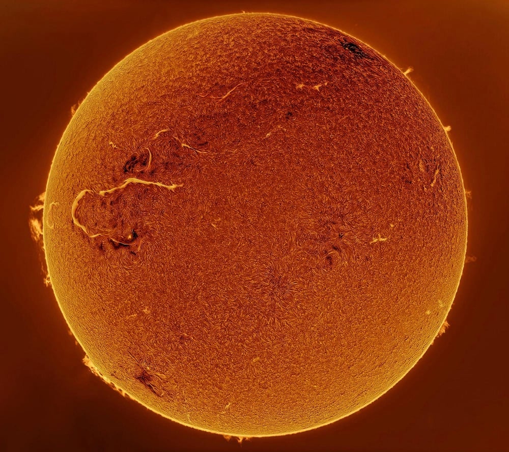 a photo of the whole sun