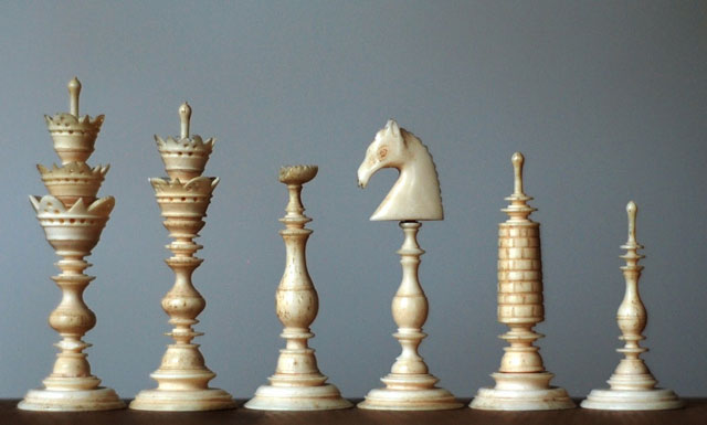 Chess Sets Selenus