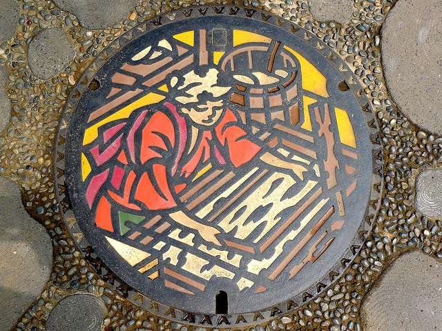 Japanese Manholes 02