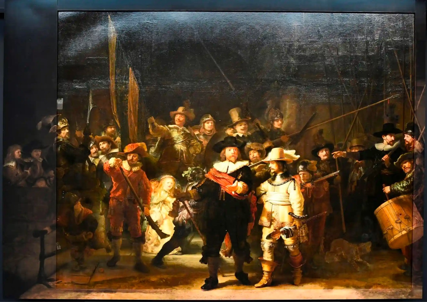 a full frame version of Rembrandt's The Night Watch painting